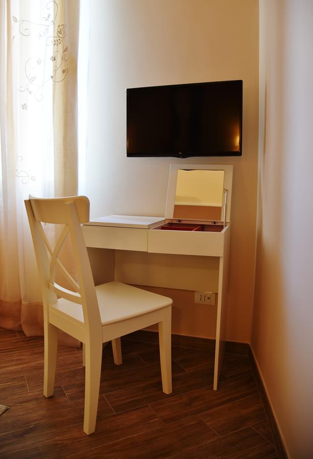 Fabio Guest House Deluxe Rome Exterior photo